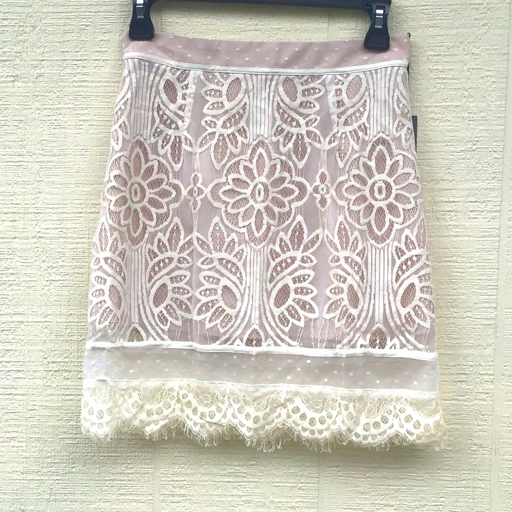 Lovers and Friends Ella lace mini skirt